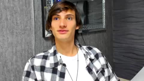 Snapshot of orion_galax chatting on March 6, 6:05 pm orion_galax online show from March 6, 6:05 pm