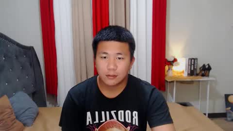 Snapshot of orson_hodge chatting on February 19, 3:49 pm orson_hodge online show from February 19, 3:49 pm