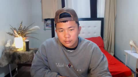 Snapshot of orson_hodge chatting on March 3, 1:26 pm orson_hodge online show from March 3, 1:26 pm