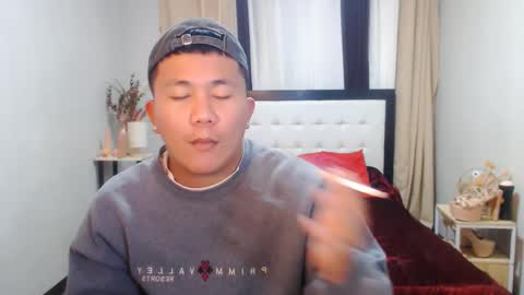 Snapshot of orson_hodge chatting on February 21, 4:59 pm orson_hodge online show from February 21, 4:59 pm