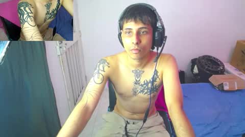 Snapshot of orus_420 chatting on October 17, 7:01 am orus_420 online show from October 17, 7:01 am