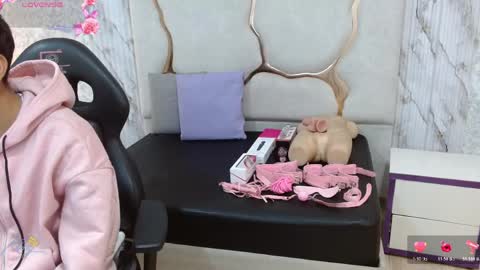 osamu_tay online show from April 26, 3:04 am