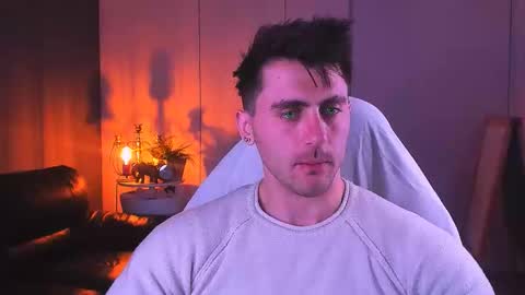 Snapshot of oscar_miller_ chatting on October 13, 9:32 pm Oscar online show from October 13, 9:32 pm