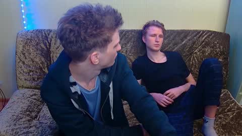 Snapshot of oscar_wildy chatting on December 27, 1:28 pm Oscar online show from December 27, 1:28 pm