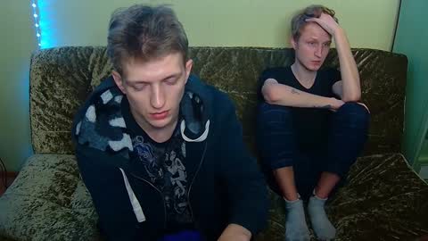 Snapshot of oscar_wildy chatting on December 29, 7:11 pm Oscar online show from December 29, 7:11 pm