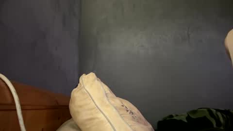 oscarcisco online show from February 2, 4:26 am