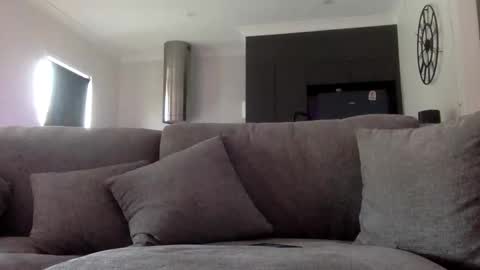 Snapshot of oscardreams chatting on March 6, 12:54 am oscardreams online show from March 6, 12:54 am