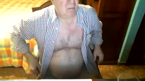 Oscar online show from April 5, 4:03 pm