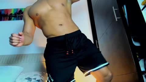 Snapshot of oskar_ford21 chatting on February 26, 12:16 am Oskar Ford NEW ACCOUNT online show from February 26, 12:16 am