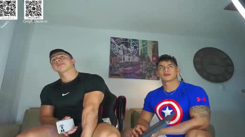 Snapshot of oskar_ford21 chatting on September 14, 2:57 am Oskar Ford NEW ACCOUNT online show from September 14, 2:57 am