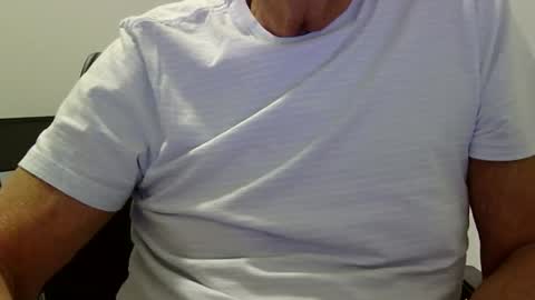 Ossi online show from April 6, 1:46 am