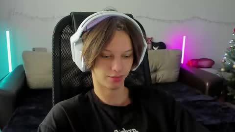 Ostin online show from December 17, 6:31 am