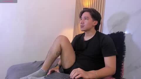 Otto Andrew online show from February 3, 7:52 pm