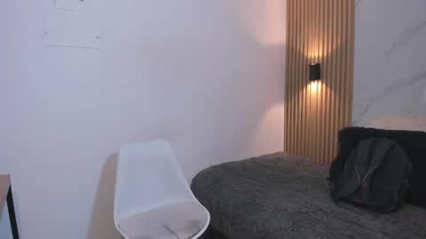 Otto Andrew online show from April 29, 4:06 am