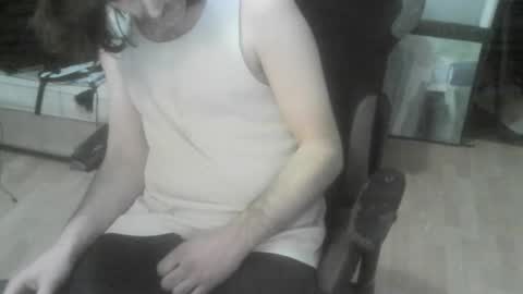 Snapshot of ouinnybis195625 chatting on February 3, 12:36 am ouinnybis195625 online show from February 3, 12:36 am