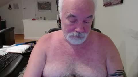 ouqtur online show from October 19, 7:11 am