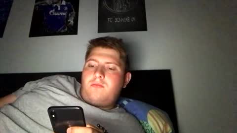 outflayd online show from June 10, 11:27 pm