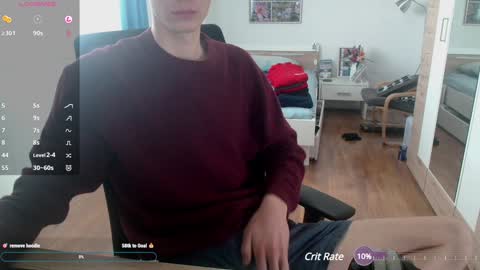 Snapshot of overkneebabe chatting on December 18, 9:25 am OverkneeBabe online show from December 18, 9:25 am
