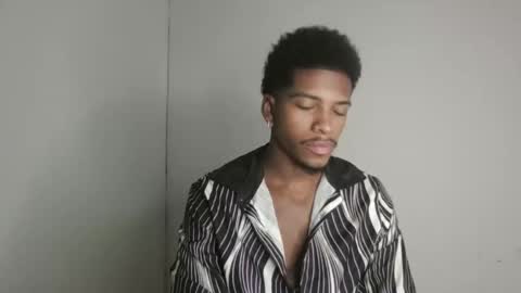 Owen online show from March 25, 4:27 am