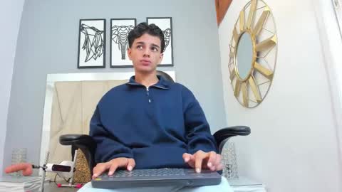 Snapshot of owen__johnson chatting on October 2, 12:09 pm Owen Johnson online show from October 2, 12:09 pm
