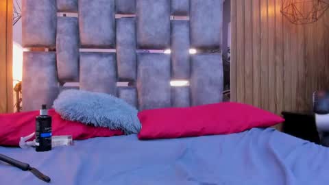 Owen Johnson online show from April 26, 1:52 pm