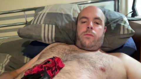 Owen2022 online show from April 22, 6:52 am