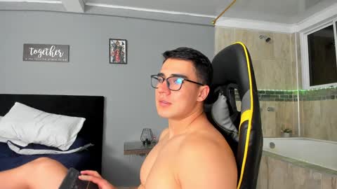 Owen online show from January 14, 1:58 am