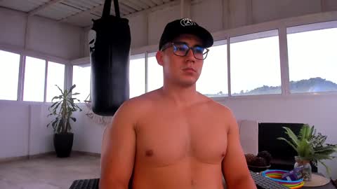 Owen online show from December 23, 7:52 pm