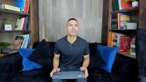 Owen online show from October 12, 12:32 pm