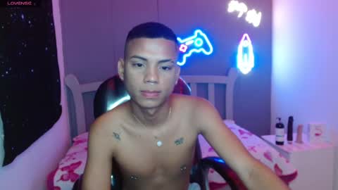 OWEN online show from December 28, 8:36 pm