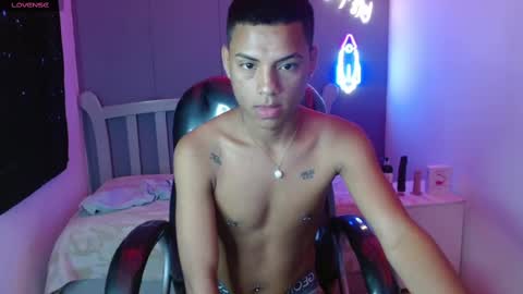 OWEN online show from December 21, 11:02 pm