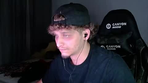 ozilla0699 online show from January 27, 2:20 am