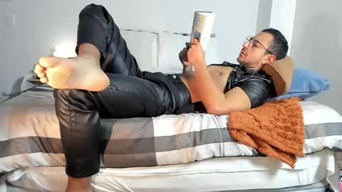 pablo rincon95 online show from May 16, 3:32 pm
