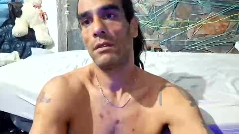 Snapshot of pablouyu chatting on February 18, 12:59 am pablouyu online show from February 18, 12:59 am