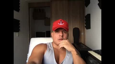Snapshot of paisaexotico chatting on October 8, 10:25 pm paisaexotico online show from October 8, 10:25 pm