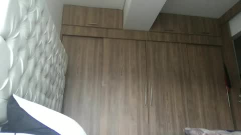 paisaexotico online show from October 26, 9:28 pm