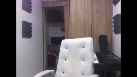 paisaexotico online show from October 22, 12:58 am