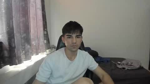 Snapshot of pakun_ chatting on February 21, 4:16 pm pakun_ online show from February 21, 4:16 pm
