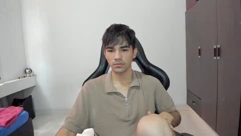 Snapshot of pakun_ chatting on December 19, 2:57 pm pakun_ online show from December 19, 2:57 pm