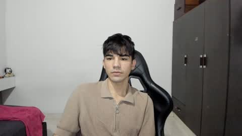 Snapshot of pakun_ chatting on January 5, 11:22 pm pakun_ online show from January 5, 11:22 pm