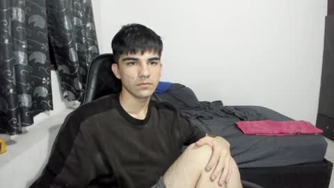 Snapshot of pakun_ chatting on February 14, 1:23 am pakun_ online show from February 14, 1:23 am