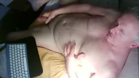 pale001zan online show from May 27, 10:12 am
