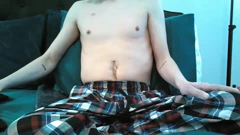 Snapshot of pale_atom chatting on December 30, 2:19 pm Atom online show from December 30, 2:19 pm
