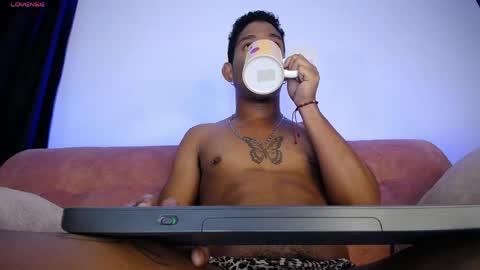 Palo Santo online show from April 21, 7:47 am