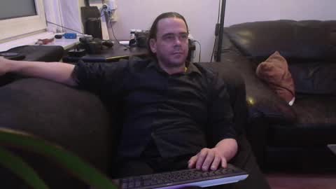 Snapshot of pannenkoekenkeizer chatting on March 6, 11:42 pm Chris online show from March 6, 11:42 pm
