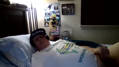 Snapshot of panos678442 chatting on September 27, 3:37 am panos online show from September 27, 3:37 am