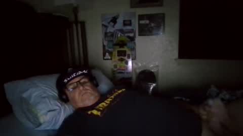 Snapshot of panos678442 chatting on October 6, 7:02 am panos online show from October 6, 7:02 am
