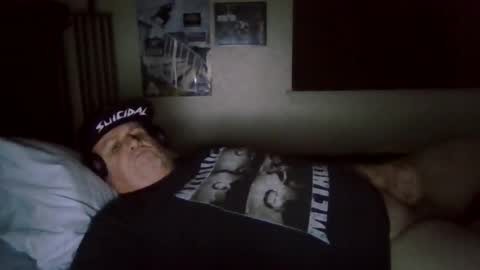 panos online show from April 2, 7:49 am