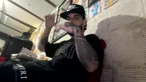 Snapshot of panthers_room chatting on February 22, 8:37 pm panthers_room online show from February 22, 8:37 pm