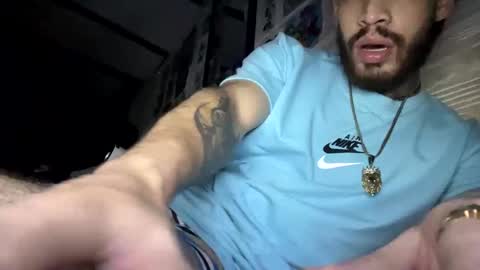 Snapshot of panthers_room chatting on February 25, 1:20 am panthers_room online show from February 25, 1:20 am
